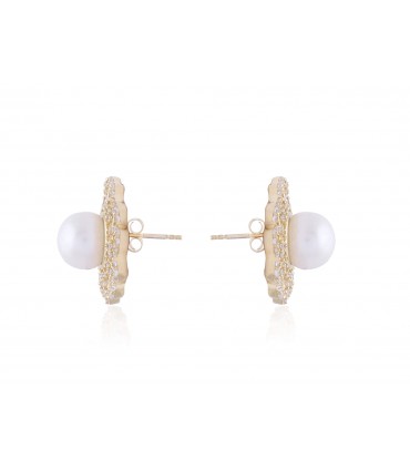 Delicate Filigree Flower Blossom Pearl- Gold